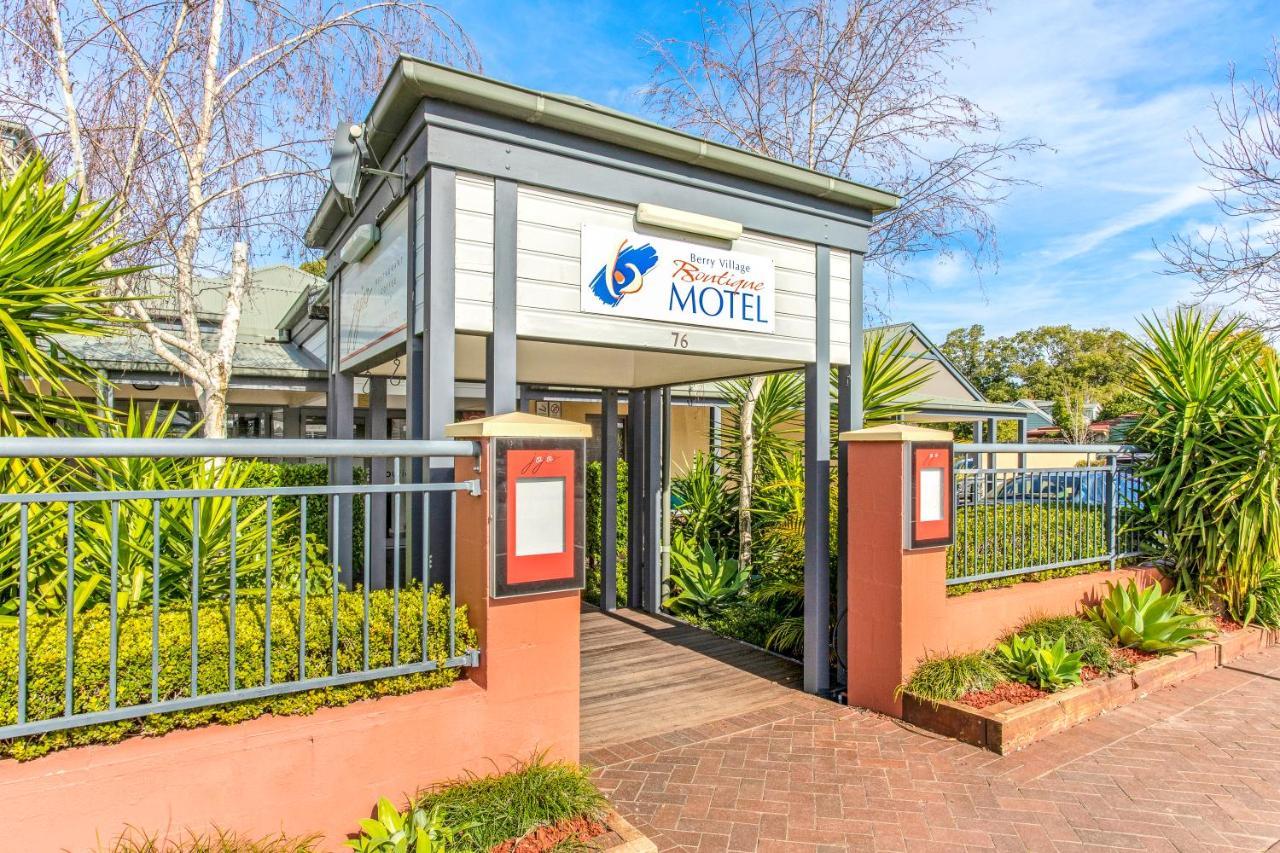 Berry Village Boutique Motel Buitenkant foto