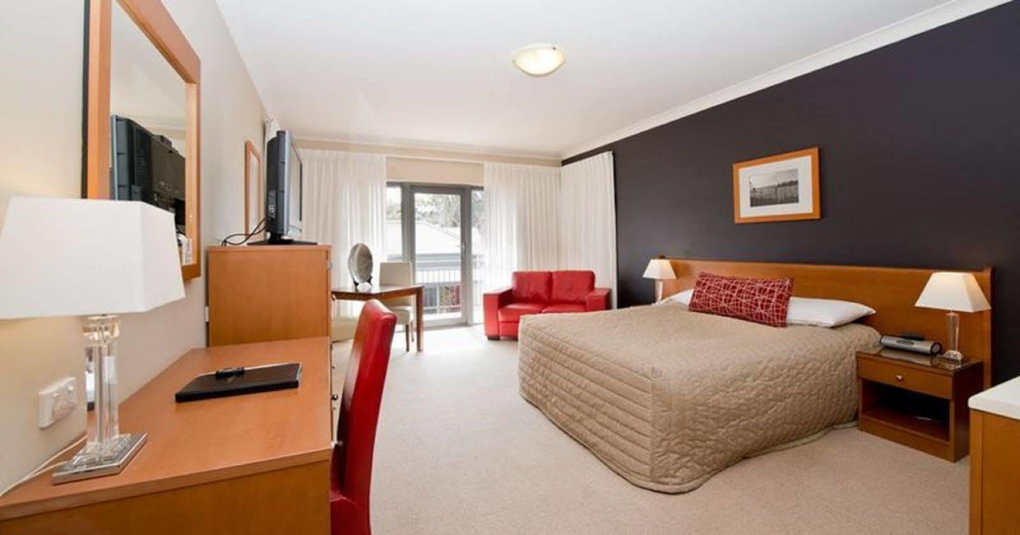 Berry Village Boutique Motel Buitenkant foto